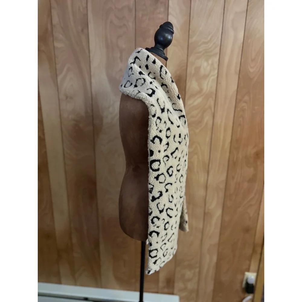 Leopard Print Sherpa Fleece Scarf Cream Black Animal Print Borg Winter‎ Wrap OS